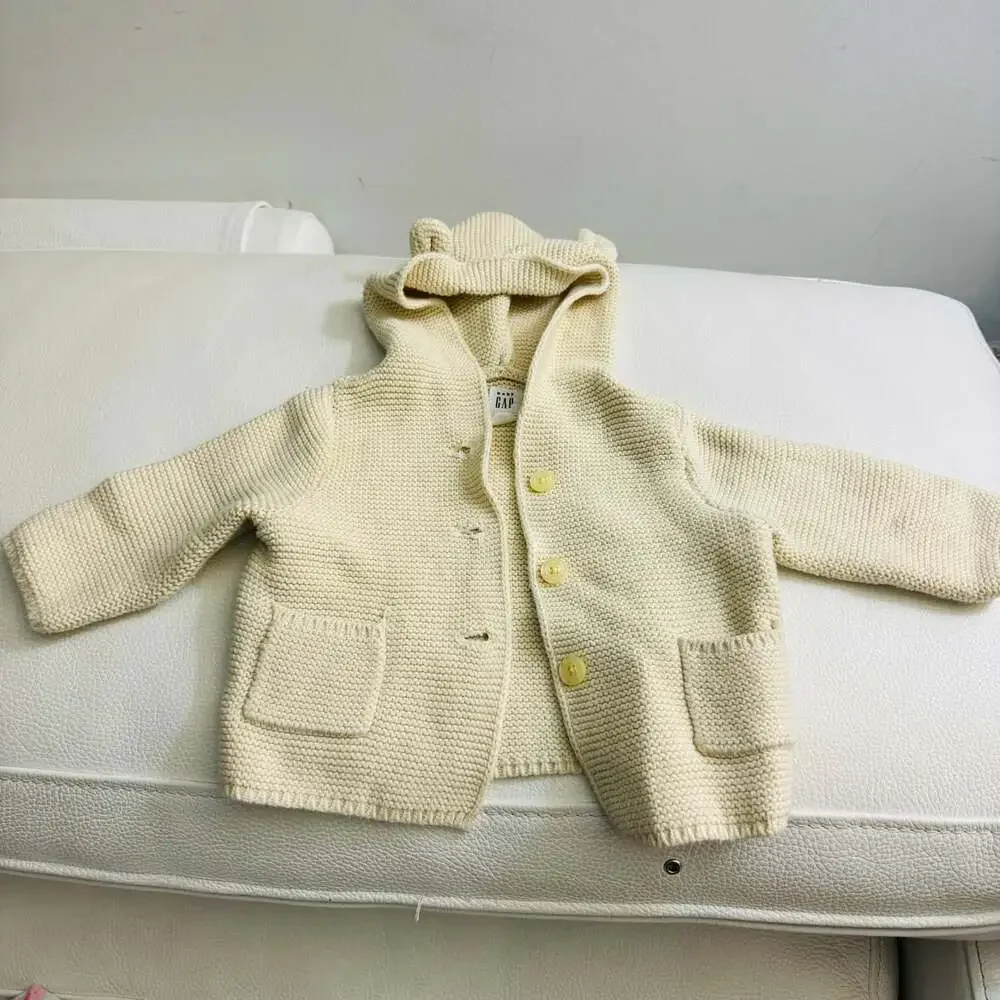 GAP baby sweater